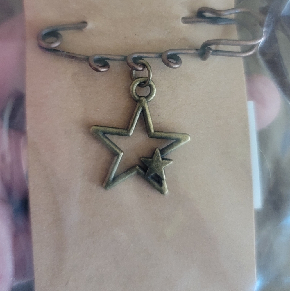 Brooch